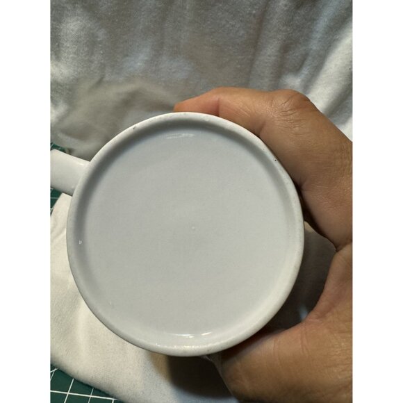 Albuquerque New Mexico Souvenir Mug With Hot Air Balloons & Chili Peppers - Picture 4 of 5